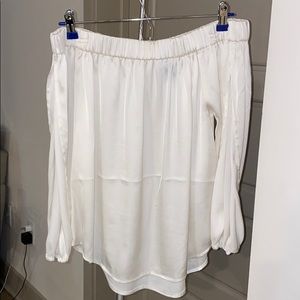 Gorgeous, white, off the shoulder top